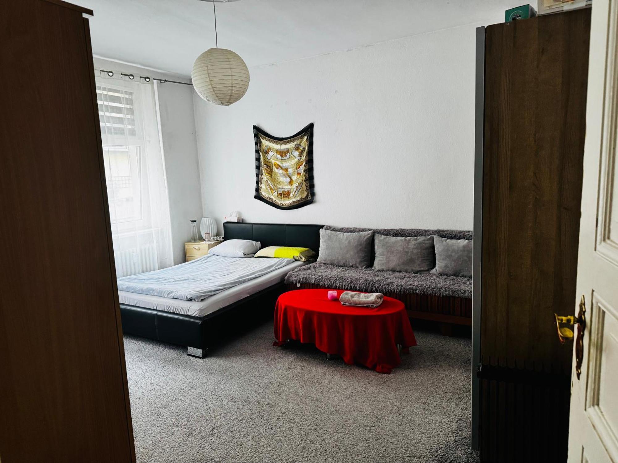 A Cosy, Super Quiet Room In Wedding — Fotos 1